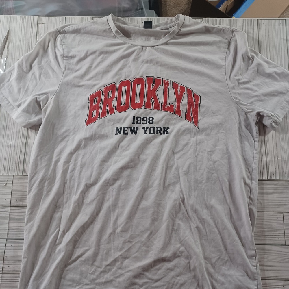 SHEIN Mens Brooklyn 1898 New York Graphic T-Shirt Grey Size L Short Sleeve Tee